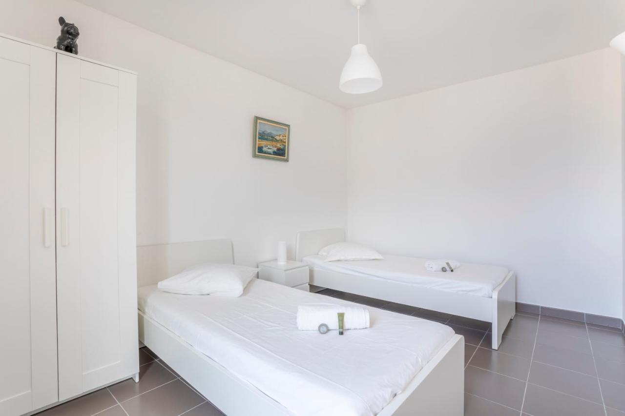 New Joliette Comfortable Apartment Well Located With Private Parking Marseilles Buitenkant foto